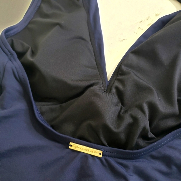 Michael Kors Deep -V Twist Maillot Navy Swimsuit - Picture 5 of 6